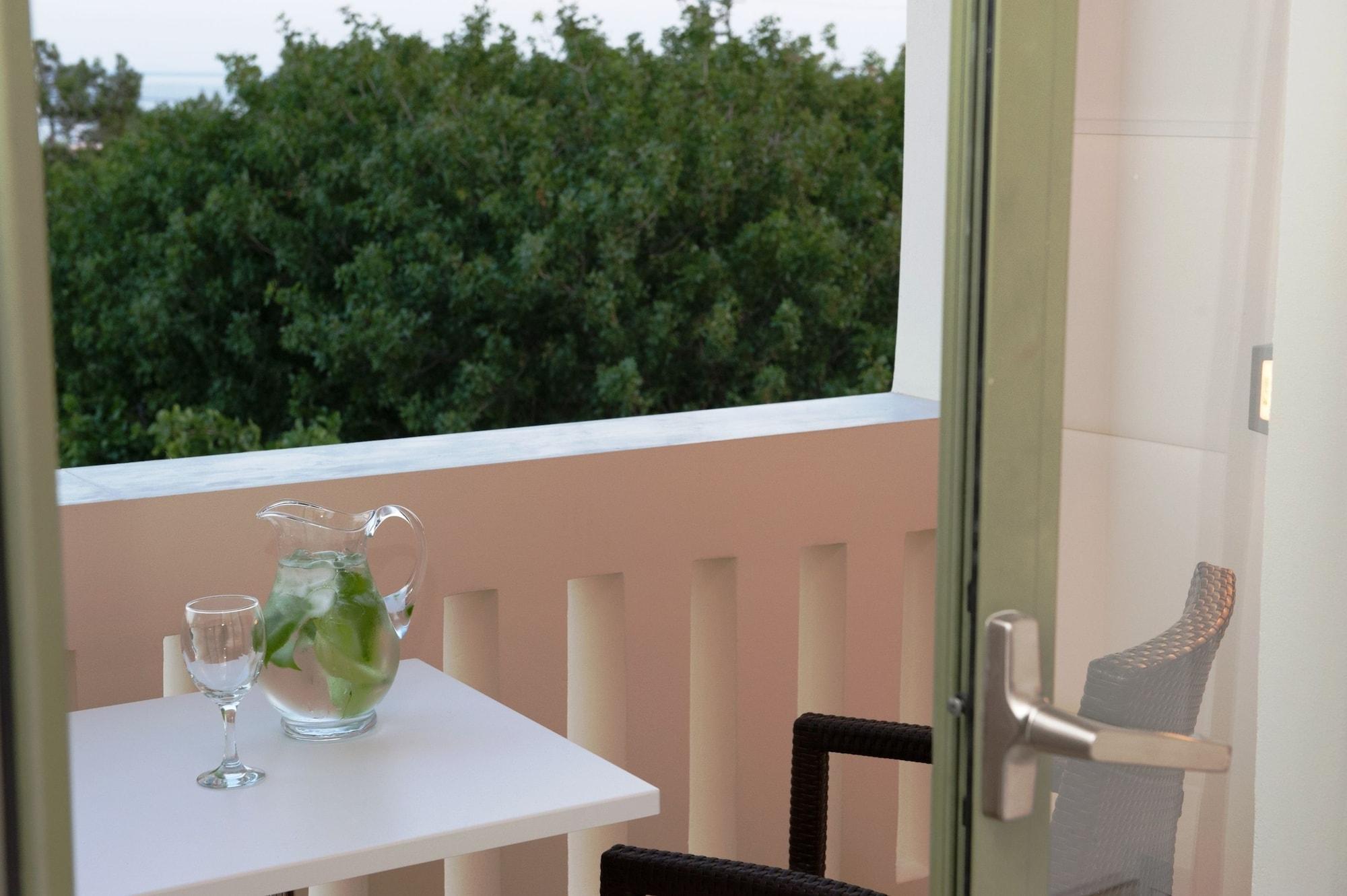 Aphrodite Samos Suites Marathókampos Eksteriør billede