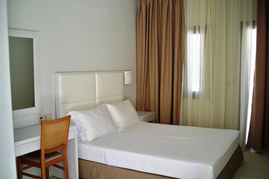 Aphrodite Samos Suites Marathókampos Eksteriør billede