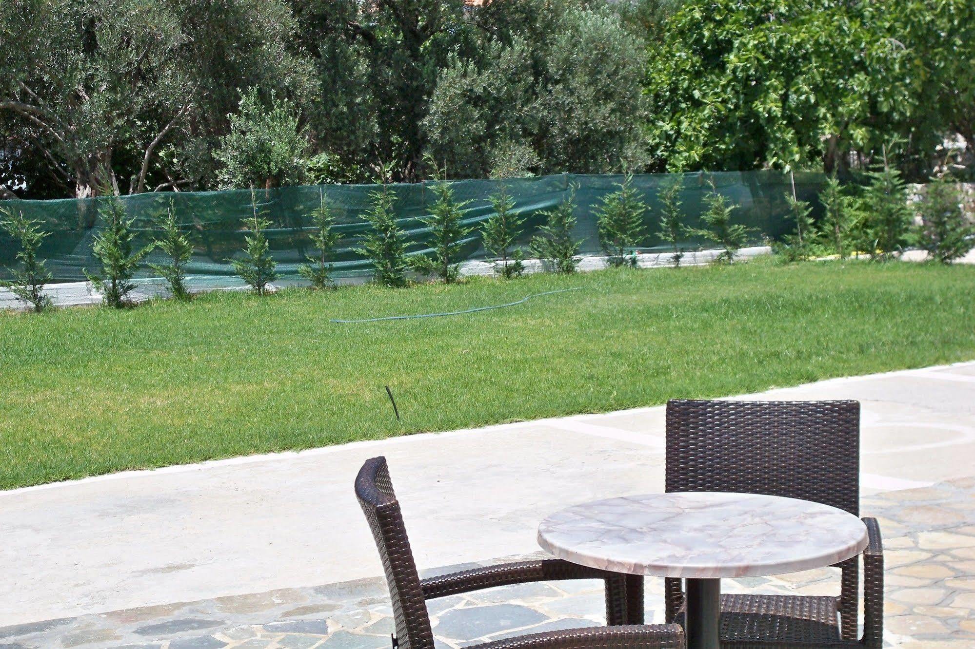 Aphrodite Samos Suites Marathókampos Eksteriør billede
